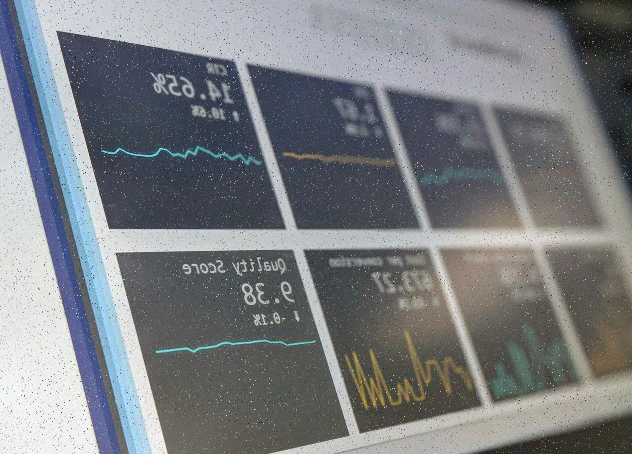 Equipo trabajando en integración